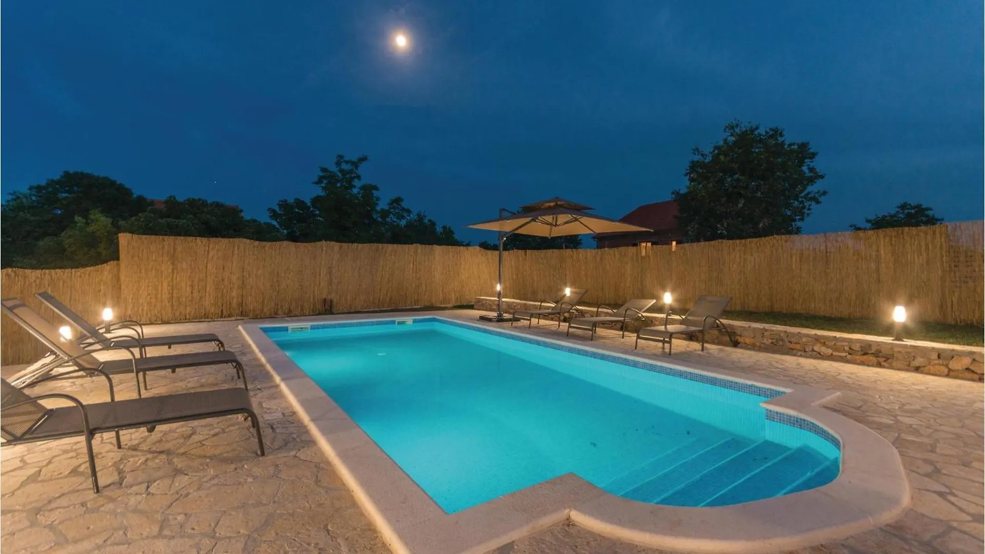 5 Bedroom Cozy Home In Biograd Na Moru