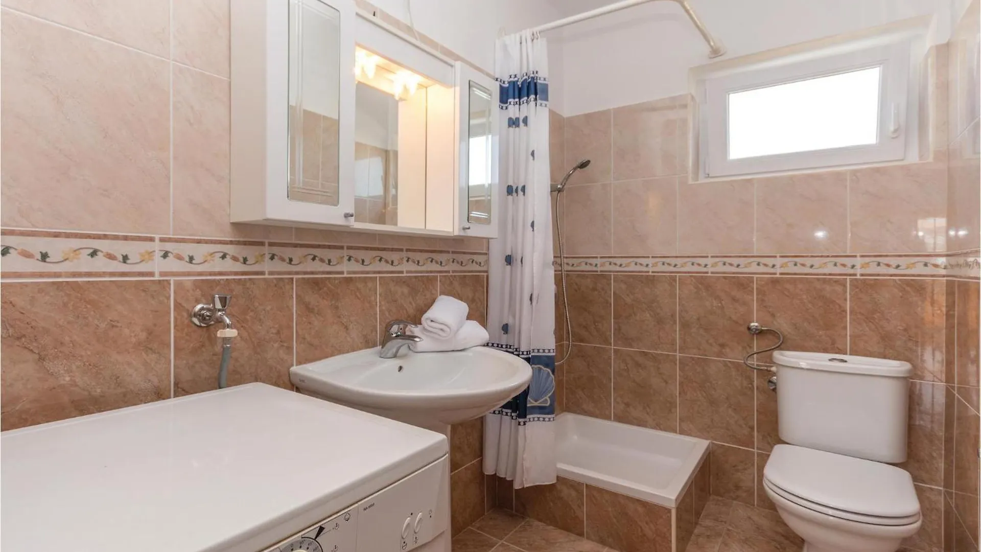 5 Bedroom Cozy Home In Biograd Na Moru