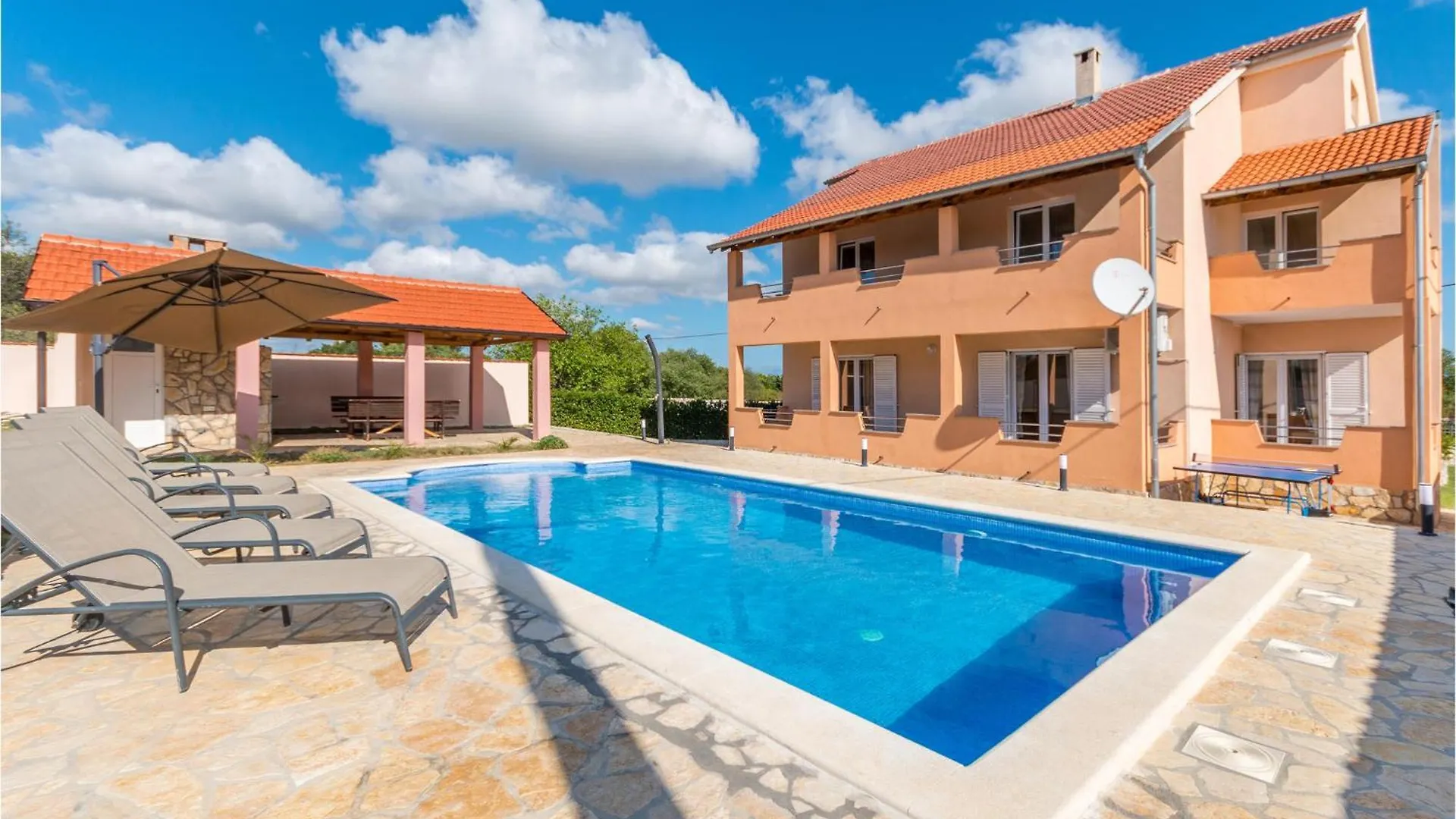 5 Bedroom Cozy Home In Biograd Na Moru